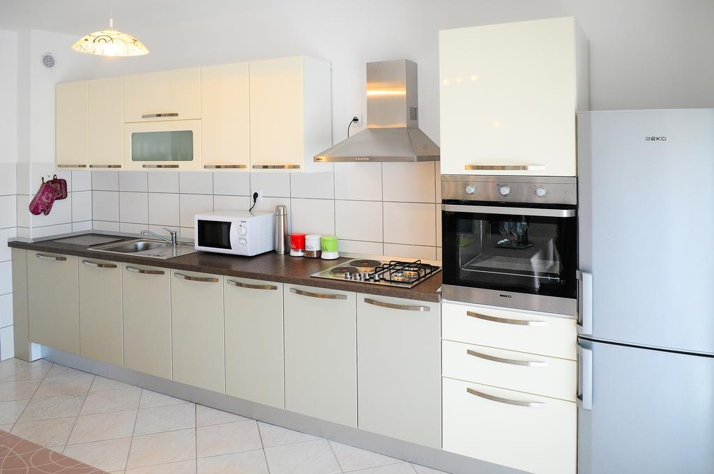 Apartments Rajic สปลิท ภายนอก รูปภาพ